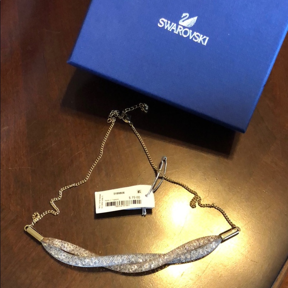 NWT Swarovski crystal necklace